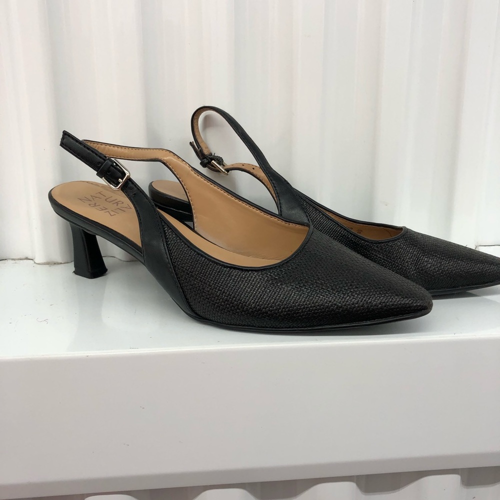 Naturalizer Black Slingback Heels Size 7.5